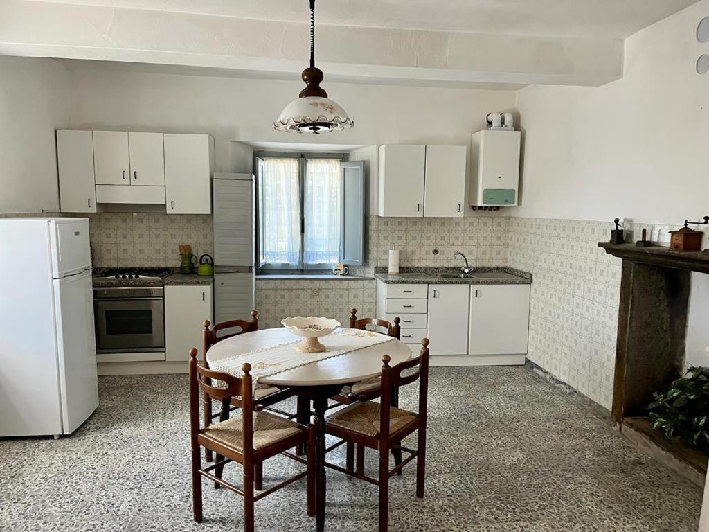 Il Casale Di Rolando Apartment Castiglione di Garfagnana Ngoại thất bức ảnh